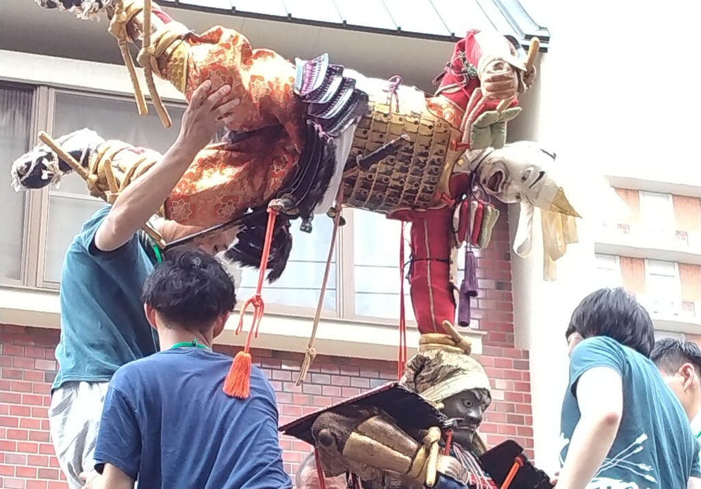 アクロバティック